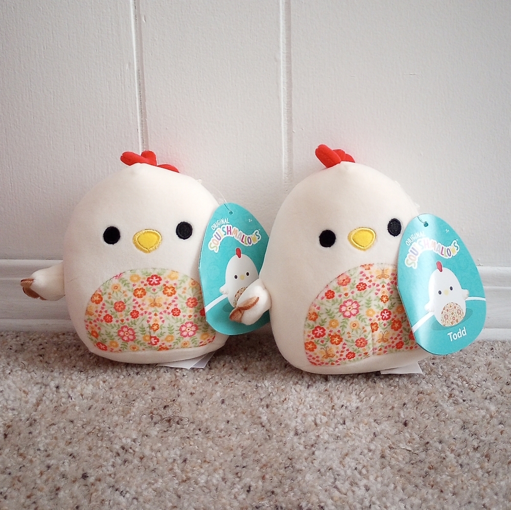 2 Squishmallows Todd The Chicken / Rooster